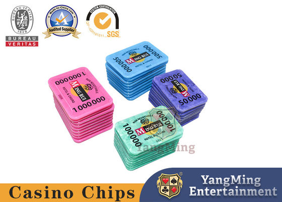 Mua Chips Poker Casino Quốc tế Acrylic Crystal Set Với 760 Chips Thiết kế Carrier sản xuất trực tuyến