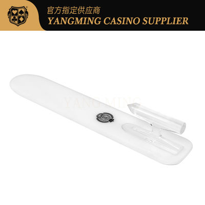 Mua Bàn giao bài poker trắng chất lượng cao Logo tùy chỉnh Phụ kiện giải trí sòng bạc Bacardi sản xuất trực tuyến