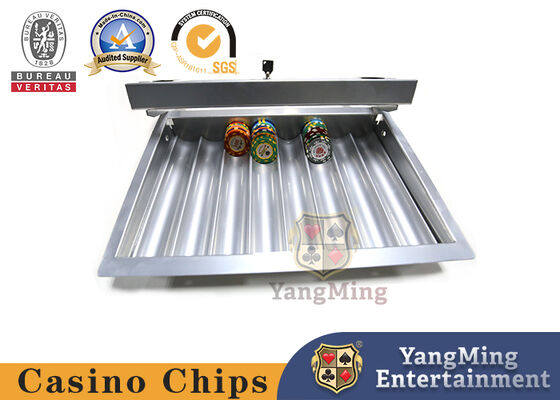 Mua Sòng bạc chuyên dụng 1 lớp vỏ chip Poker Một khóa Chip màu vàng Đặt phao phong cách cổ điển với nắp trong suốt sản xuất trực tuyến